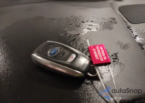 2016 Subaru Outback 2.5I Limited из США, поврежденный, VIN 4S4BSBNC5G3330836